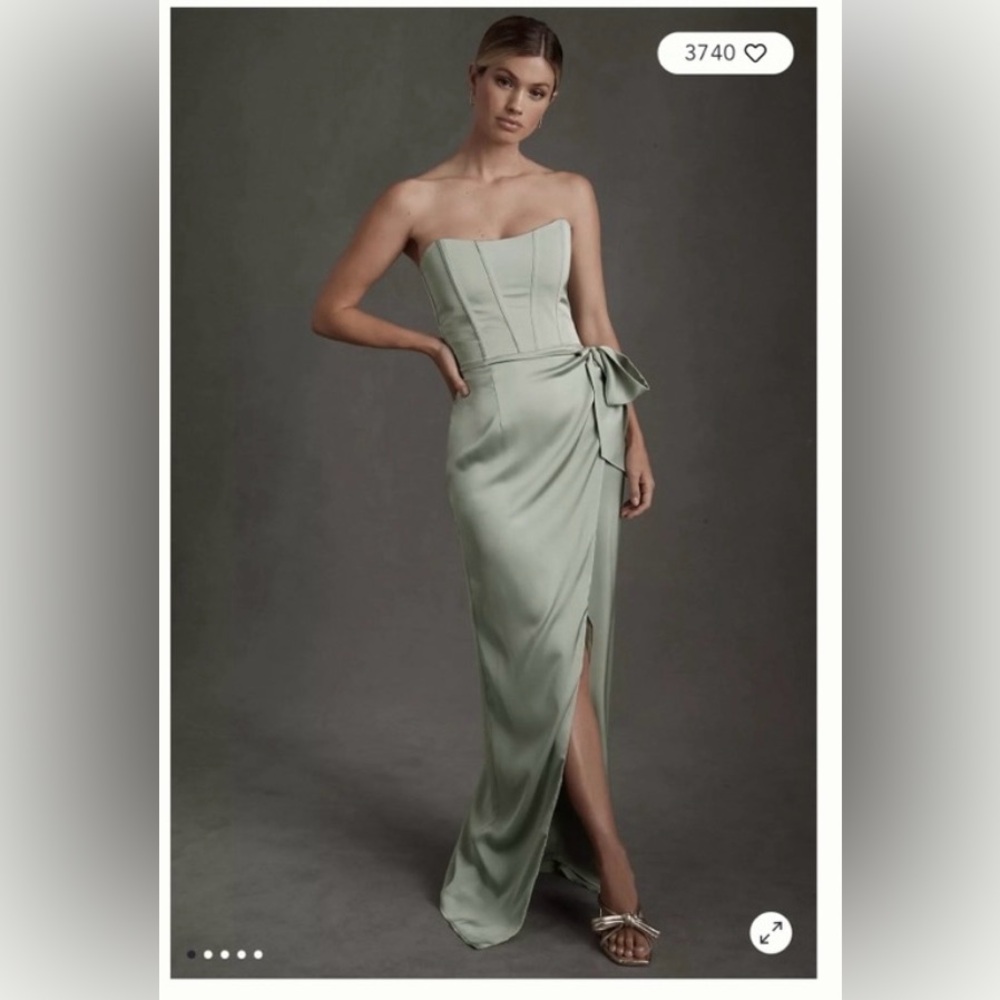 V Chapman June Corset Front Slit Dress in Sage Green (Sz Small/4)